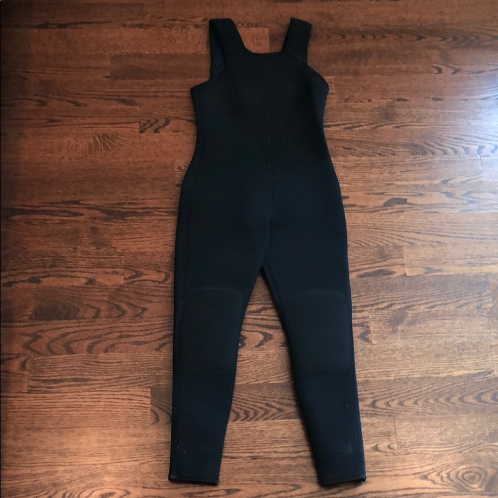 Full women’s swim wetsuit